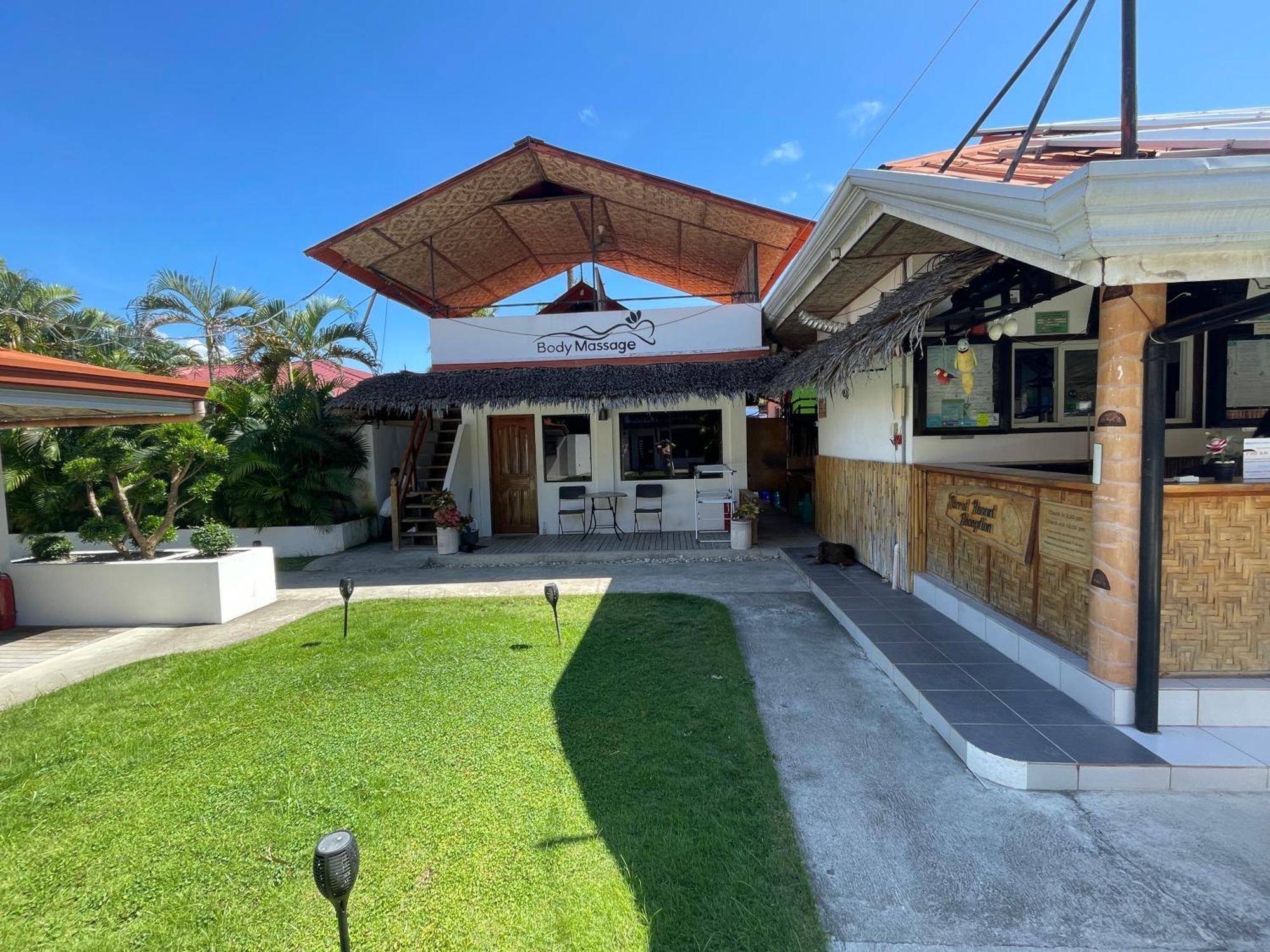 Parrot Resort Moalboal Exterior foto